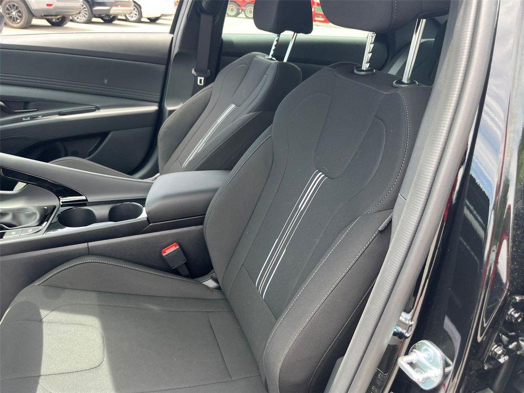 new 2025 Hyundai ELANTRA HEV car, priced at $27,888