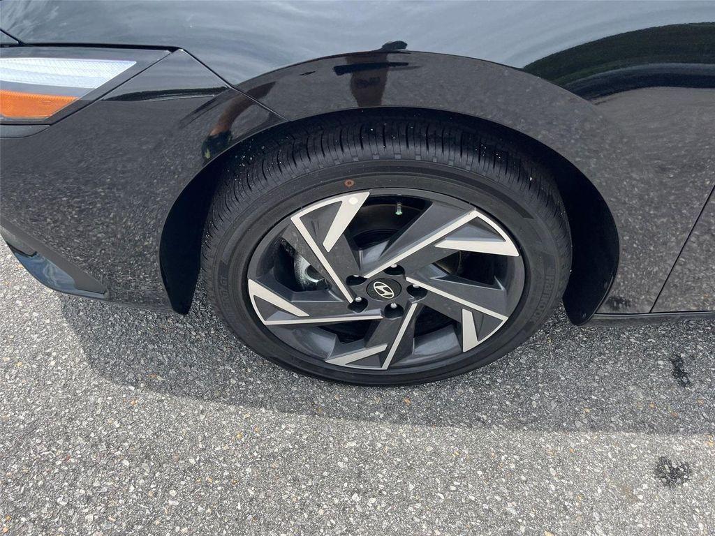 new 2025 Hyundai ELANTRA HEV car, priced at $27,888