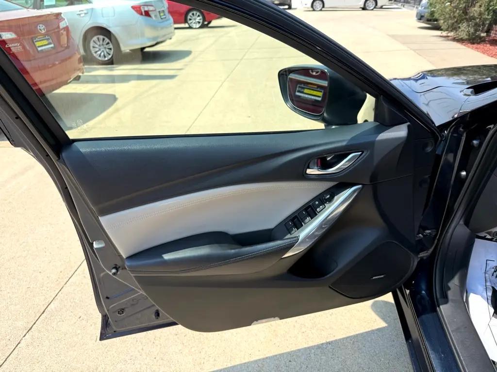 used 2015 Mazda Mazda6 car, priced at $11,995