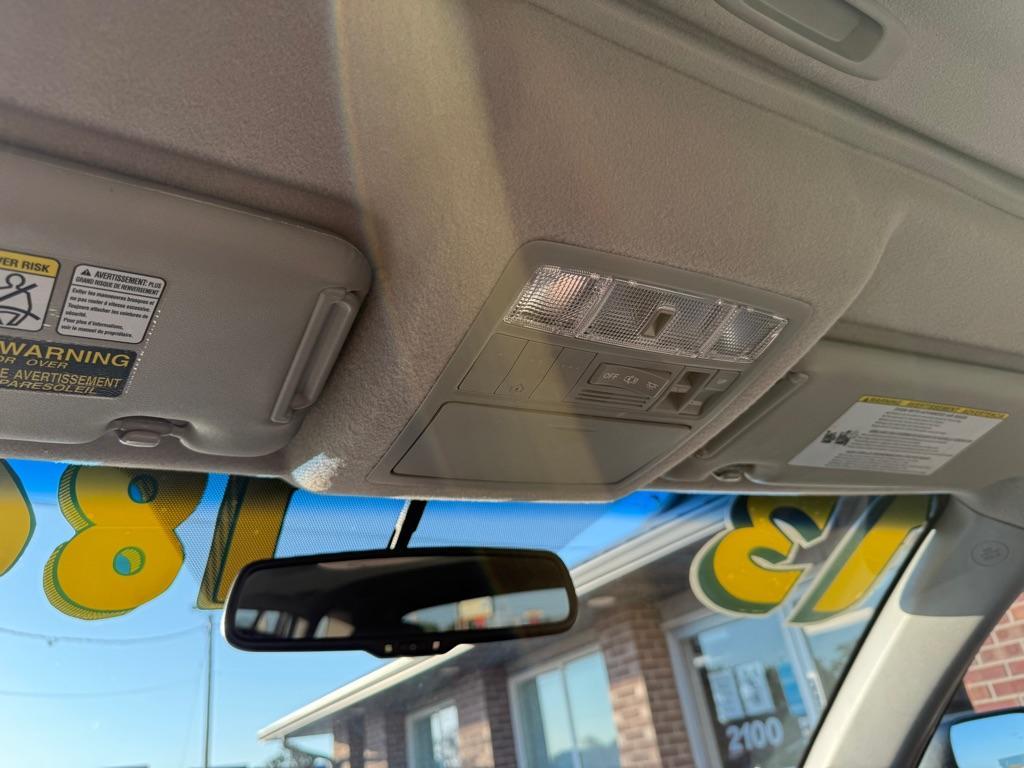 used 2013 Toyota Highlander car, priced at $18,495