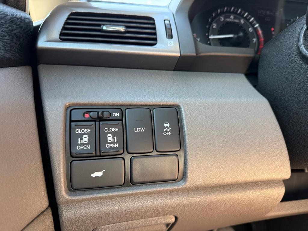 used 2014 Honda Odyssey car, priced at $15,995