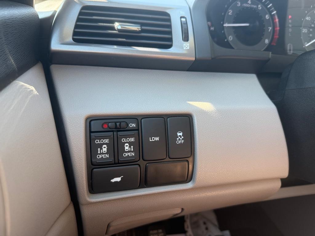 used 2015 Honda Odyssey car, priced at $16,995
