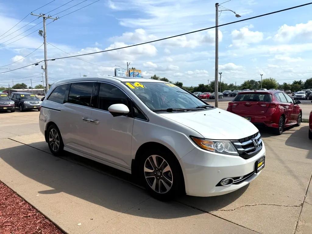 used 2014 Honda Odyssey car, priced at $15,495