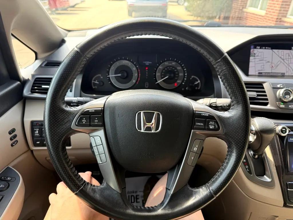 used 2014 Honda Odyssey car, priced at $15,495