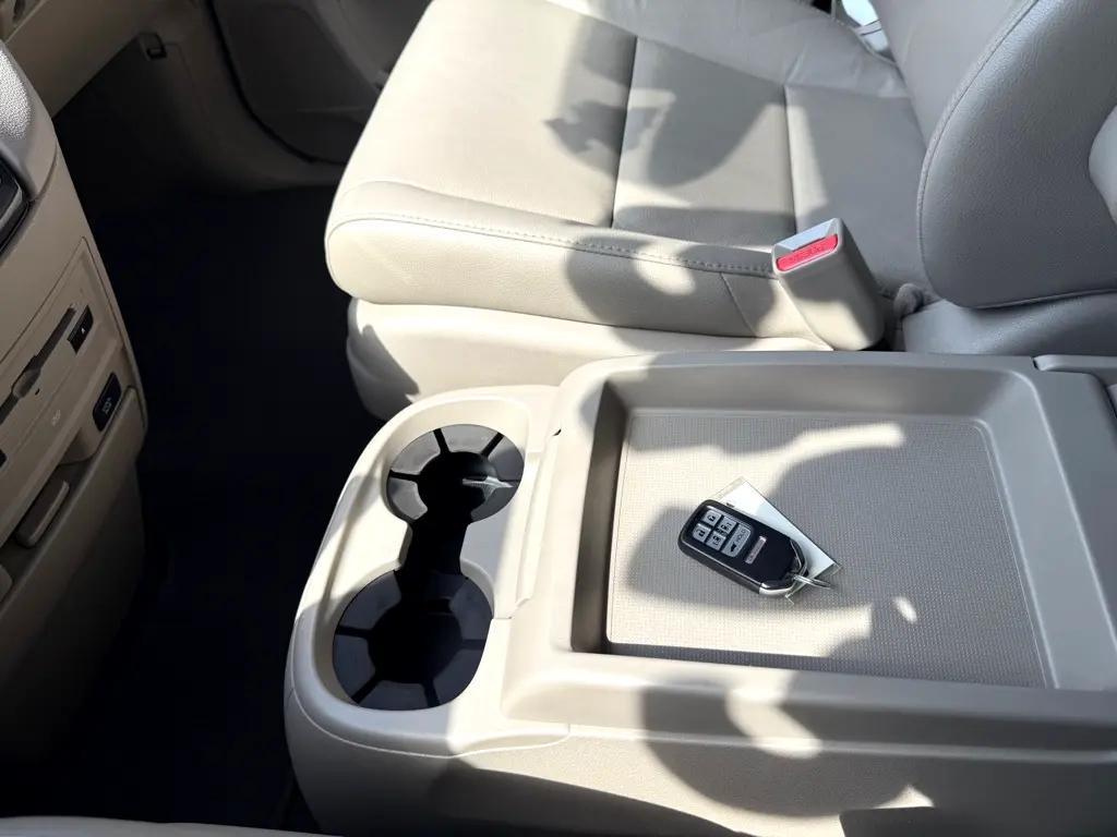 used 2014 Honda Odyssey car, priced at $15,495