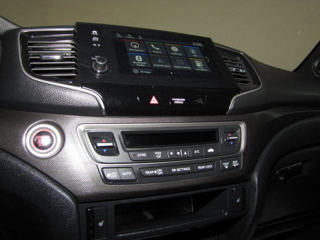 used 2022 Honda Pilot car, priced at $36,998