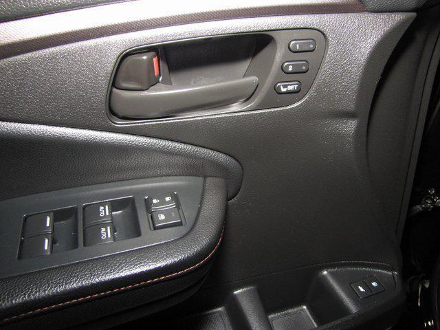 used 2022 Honda Pilot car, priced at $36,998