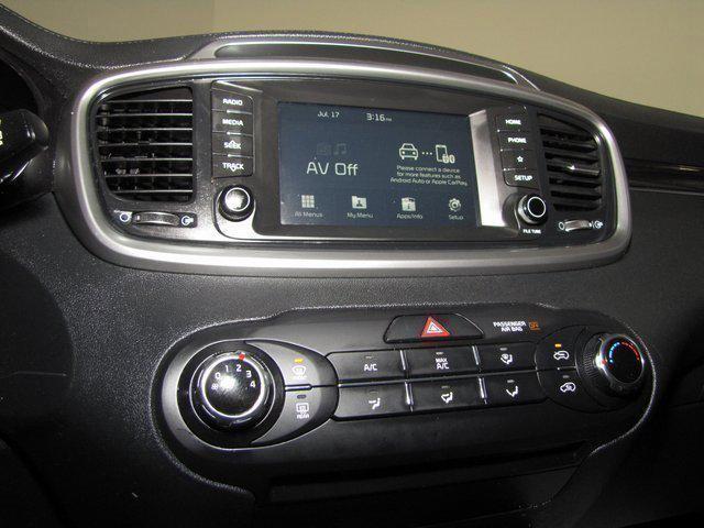 used 2020 Kia Sorento car, priced at $15,998