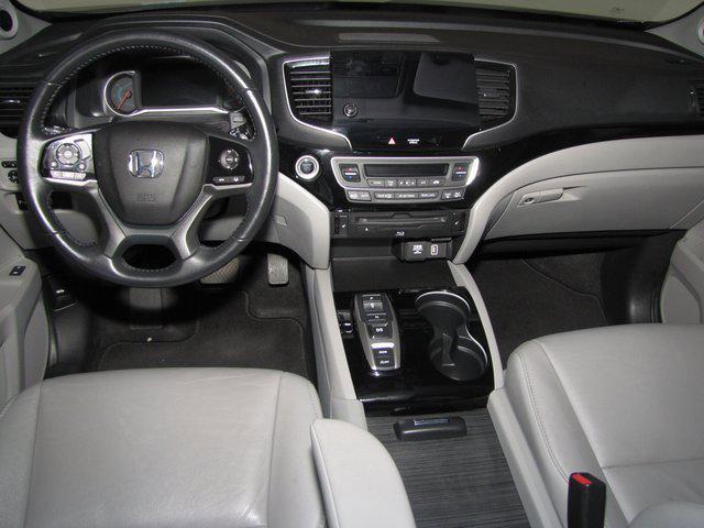 used 2022 Honda Pilot car, priced at $32,998