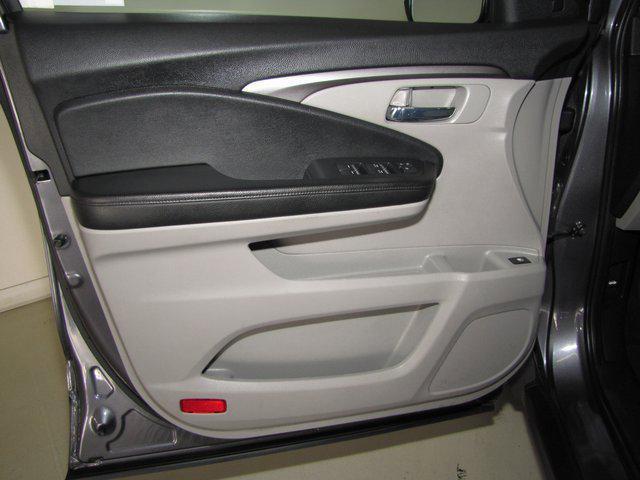 used 2021 Honda Pilot car, priced at $24,599