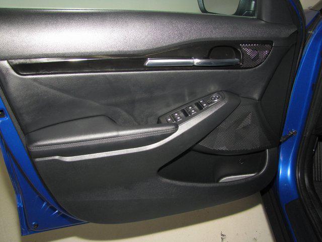 used 2022 Kia Seltos car, priced at $20,998