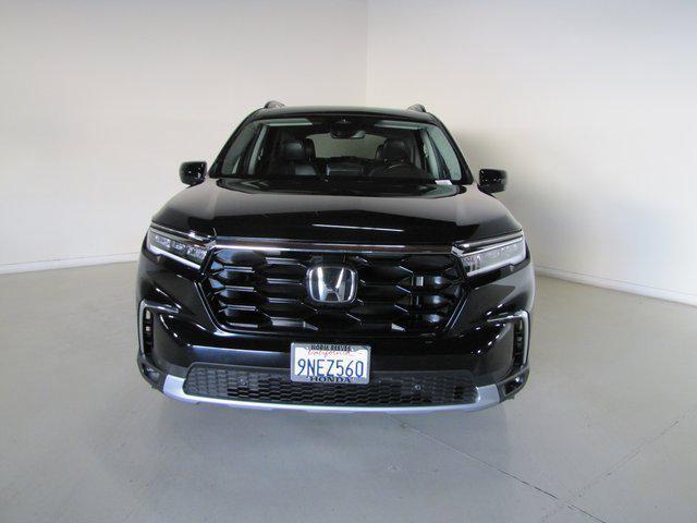 used 2025 Honda Pilot car, priced at $44,998