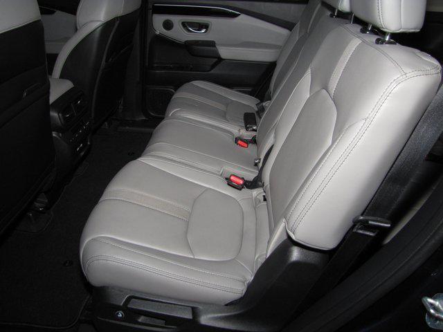 used 2023 Honda Pilot car, priced at $39,998