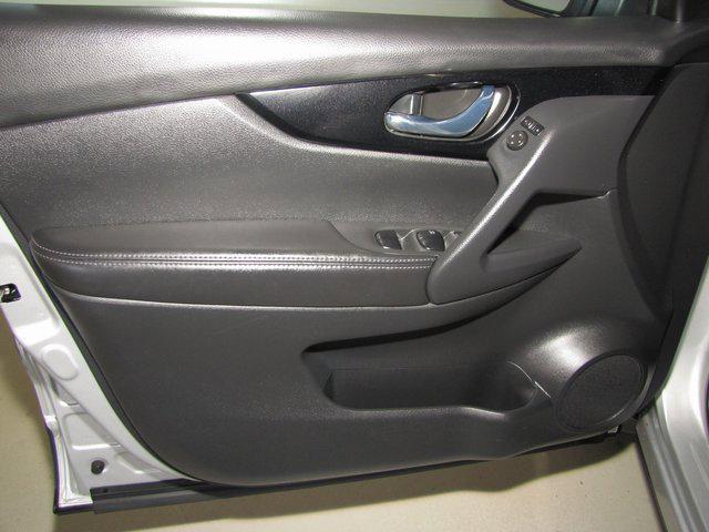 used 2017 Nissan Rogue Sport car, priced at $14,998
