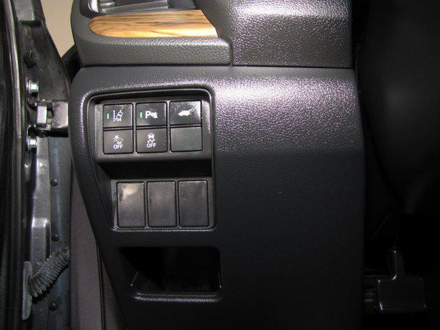 used 2022 Honda CR-V Hybrid car, priced at $30,998