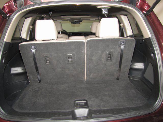 used 2022 Honda Pilot car, priced at $33,998