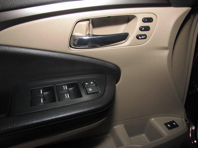 used 2022 Honda Pilot car, priced at $33,998