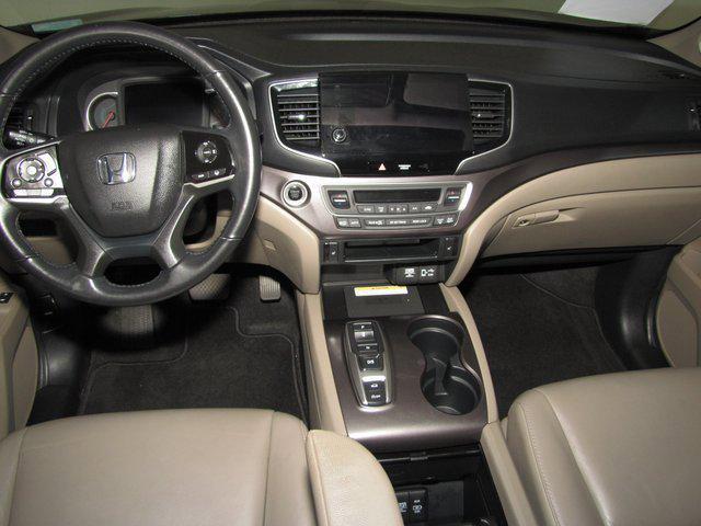 used 2022 Honda Pilot car, priced at $33,998