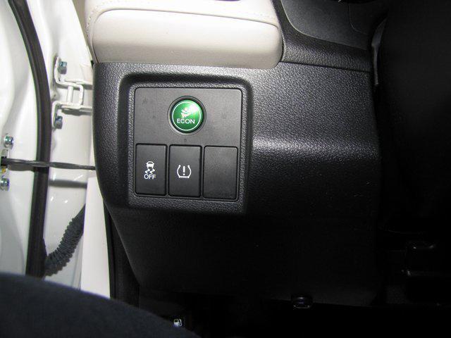 used 2022 Honda HR-V car, priced at $20,998