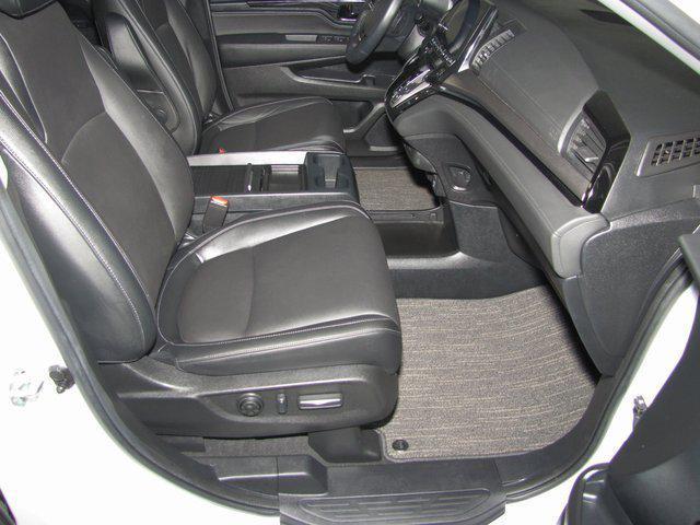 used 2024 Honda Odyssey car, priced at $42,998