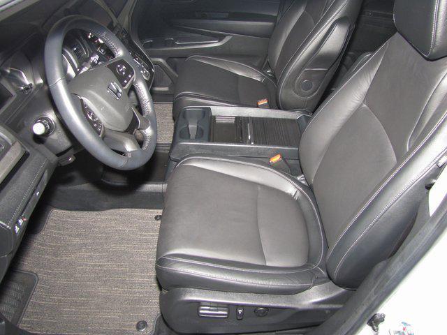 used 2024 Honda Odyssey car, priced at $42,998