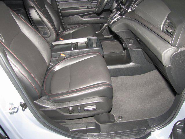 used 2024 Honda Odyssey car, priced at $39,998