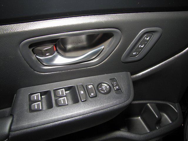 used 2025 Honda Pilot car, priced at $45,998