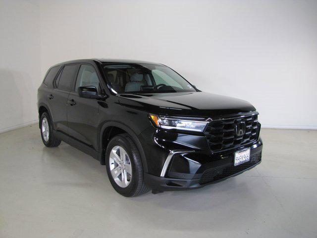 used 2023 Honda Pilot car, priced at $34,998