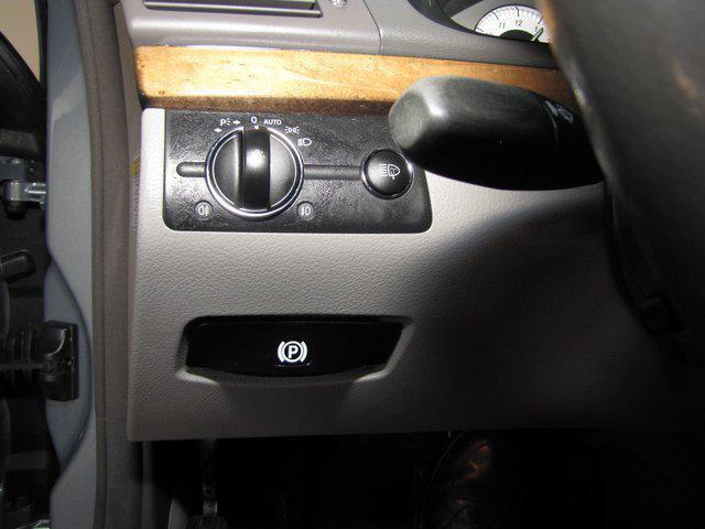 used 2007 Mercedes-Benz E-Class car, priced at $11,998