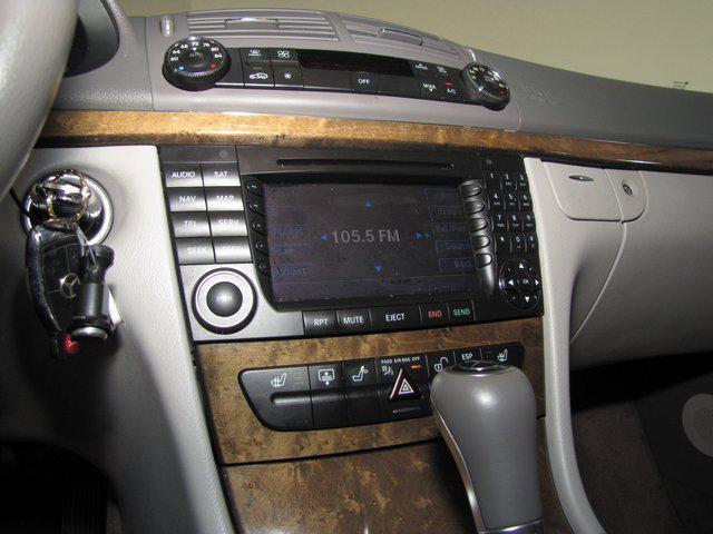 used 2007 Mercedes-Benz E-Class car, priced at $11,998