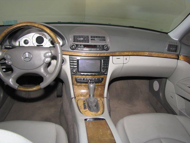 used 2007 Mercedes-Benz E-Class car, priced at $11,998