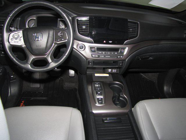used 2022 Honda Passport car, priced at $28,998