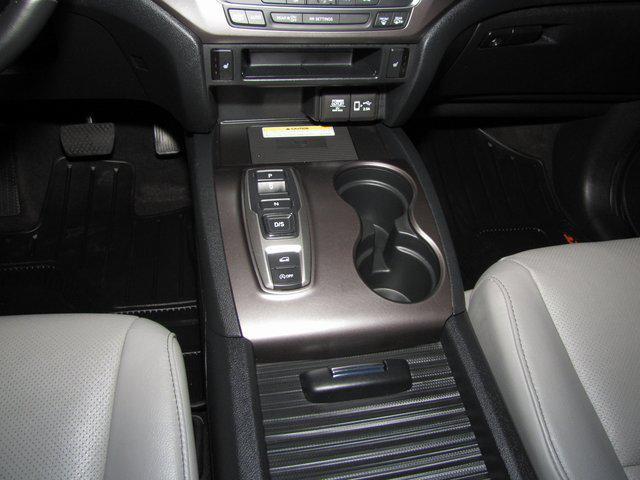 used 2022 Honda Passport car, priced at $28,998