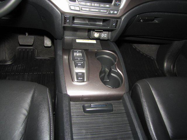 used 2022 Honda Pilot car, priced at $32,998