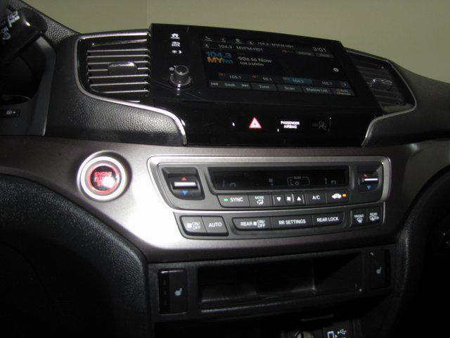used 2022 Honda Pilot car, priced at $32,998