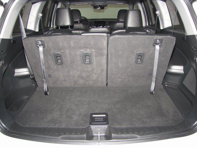 used 2022 Honda Pilot car, priced at $32,998