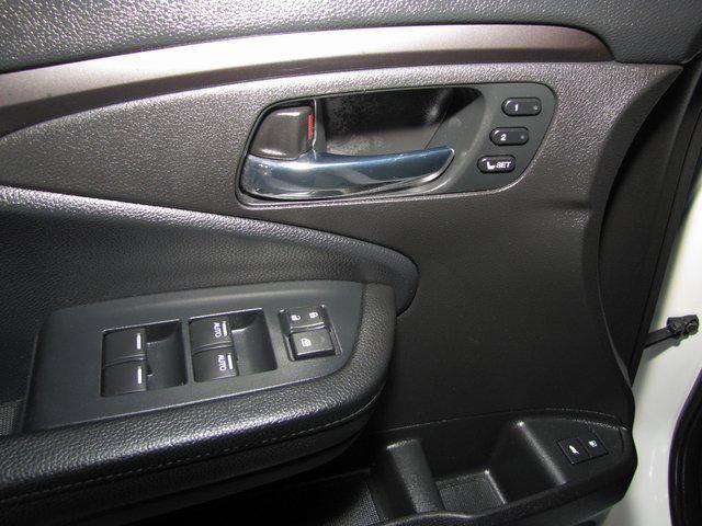used 2022 Honda Pilot car, priced at $32,998