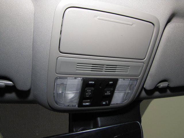 used 2022 Honda Pilot car, priced at $32,998
