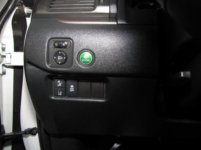 used 2022 Honda Pilot car, priced at $32,998