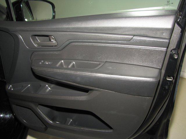 used 2023 Honda Odyssey car, priced at $34,998