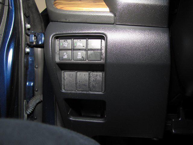 used 2022 Honda CR-V Hybrid car, priced at $29,998