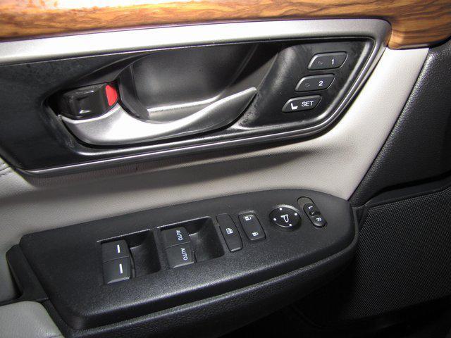 used 2022 Honda CR-V Hybrid car, priced at $29,998