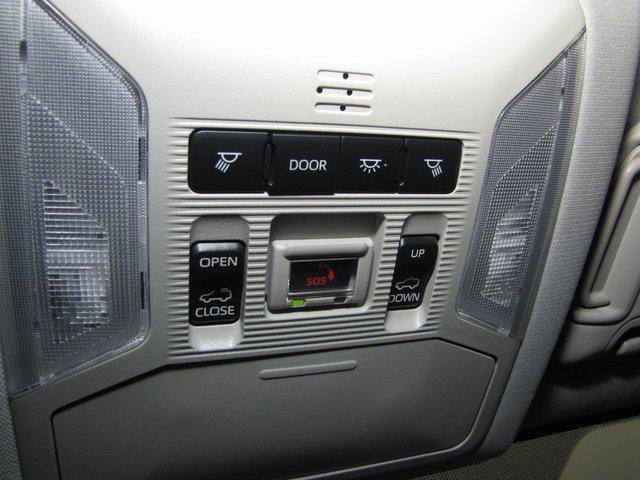 used 2022 Toyota RAV4 car, priced at $31,998