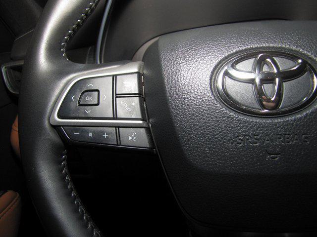 used 2023 Toyota Highlander car, priced at $43,998