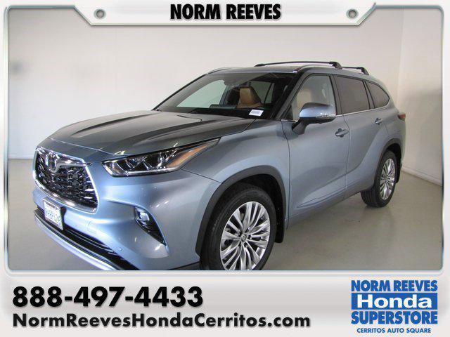 used 2023 Toyota Highlander car, priced at $43,998