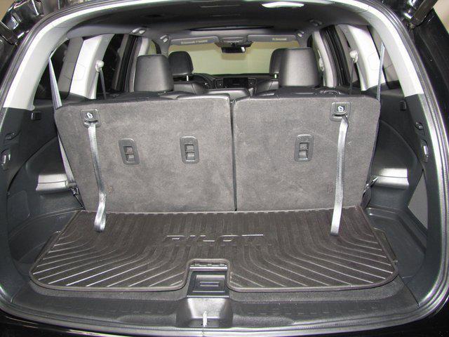 used 2022 Honda Pilot car, priced at $28,599