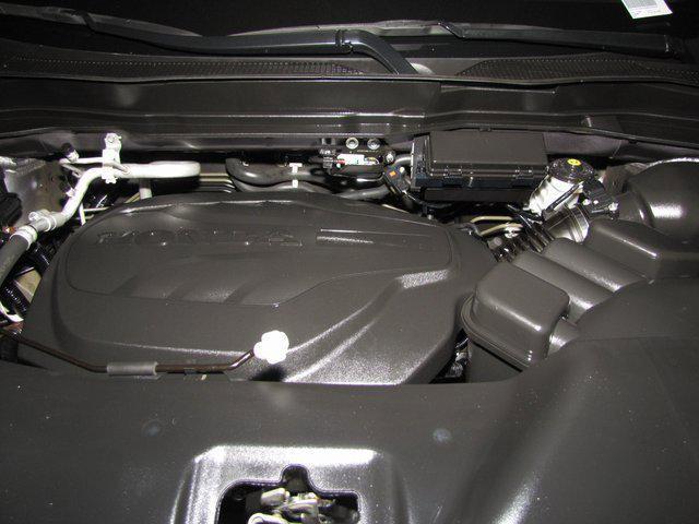 used 2022 Honda Pilot car, priced at $32,998