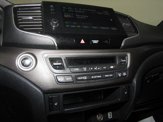 used 2022 Honda Pilot car, priced at $34,998