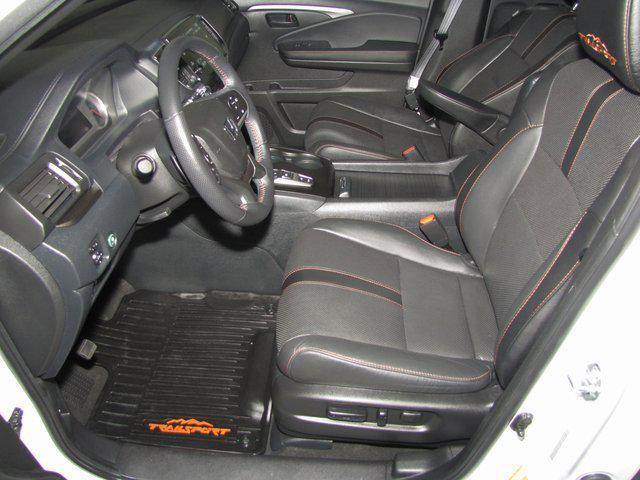 used 2022 Honda Pilot car, priced at $34,998
