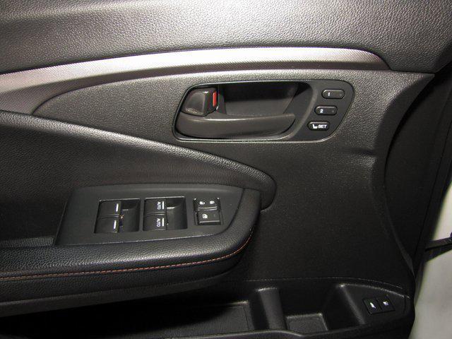used 2022 Honda Pilot car, priced at $34,998